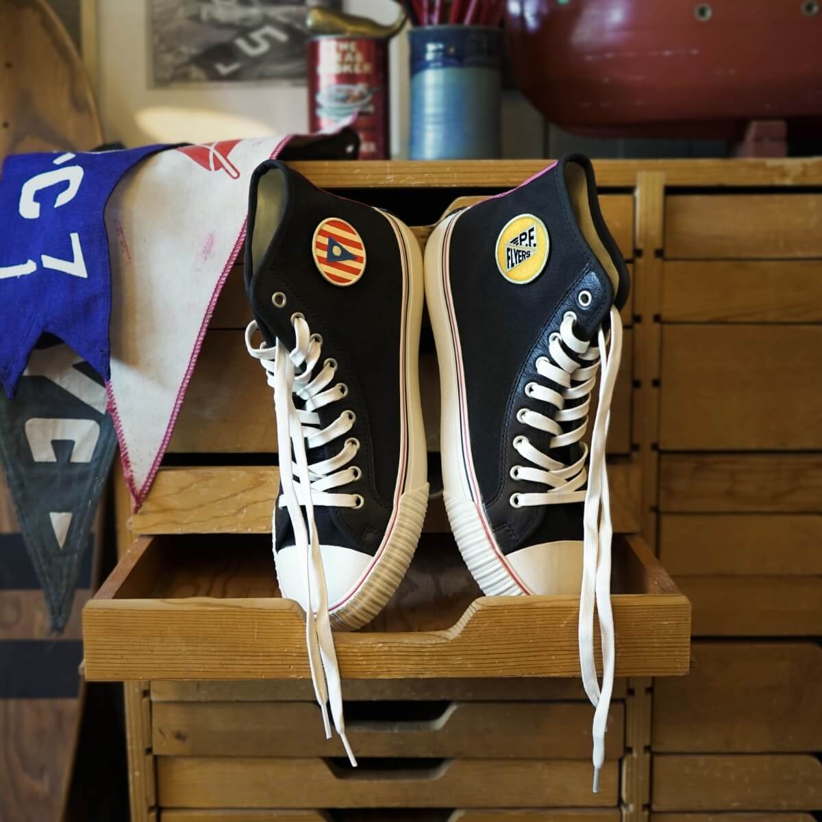 Slightly Choppy Center High-Top Black/SC Cream