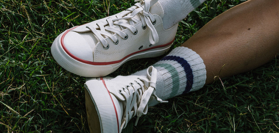 How To Clean White Sneakers