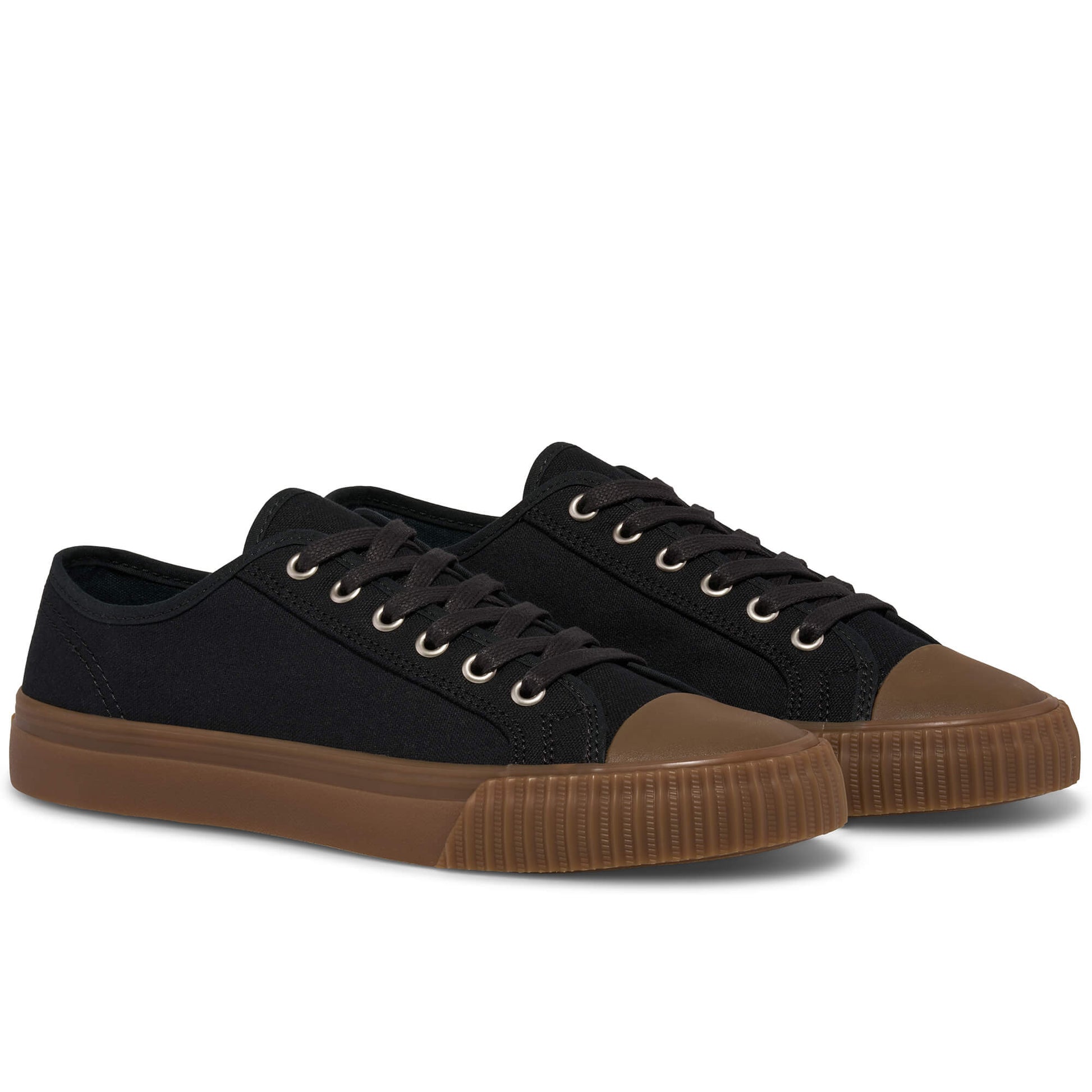 Center Low-Top Black/Gum