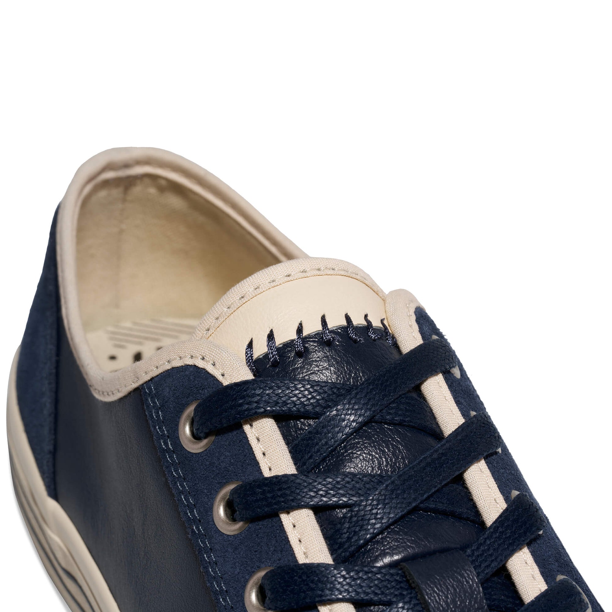 Center Low-Top Navy/Antique White