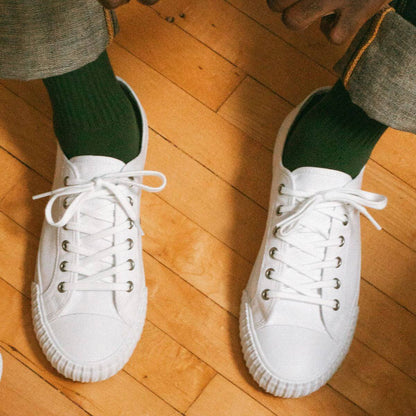 Low-top classic white sneakers
