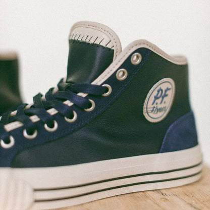 Retro high-top navy leather shoes