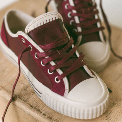 Retro leather burgundy sneakers