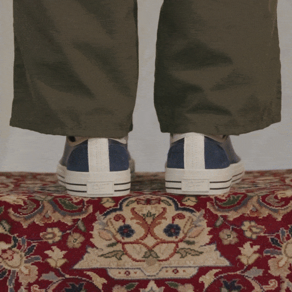 Center Low-Top Navy/Antique White