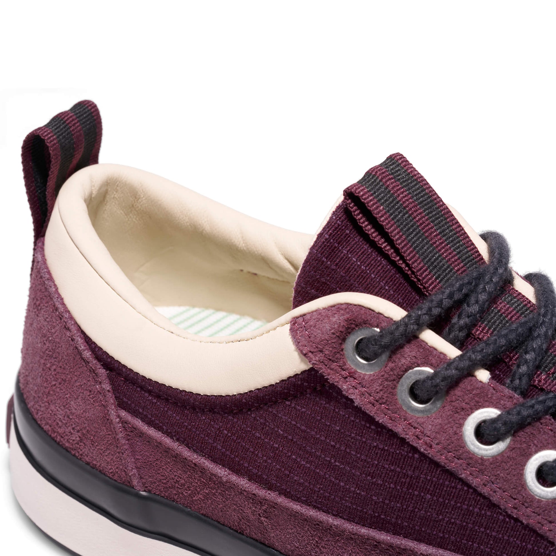 Grounder Hiker Low-Top Burgundy/Black