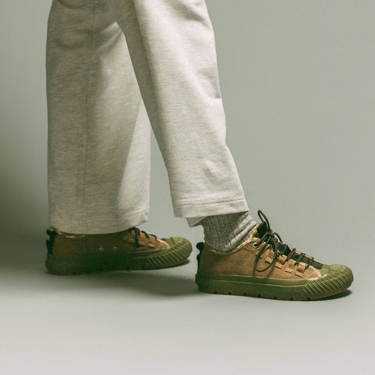 Grounder Low-Top Sand/Green