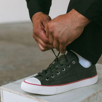 All-American Low-Top Antique Black/Crimson