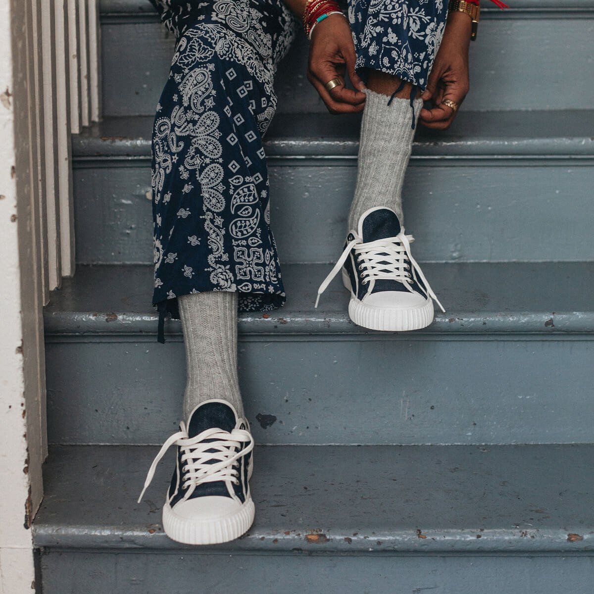 Center Low-Top Navy/Off White