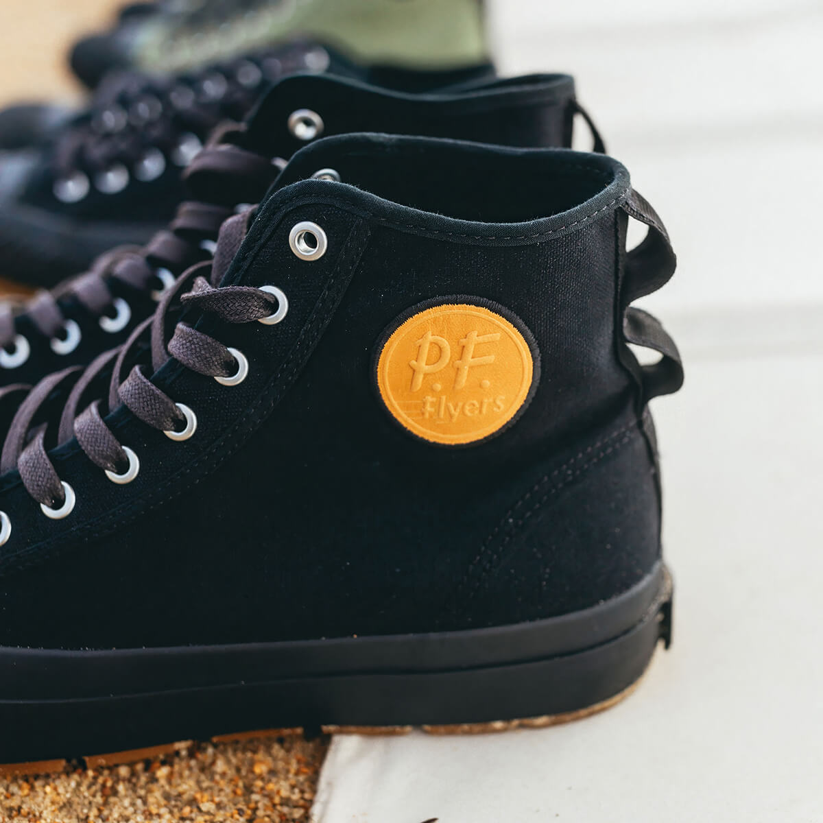 Grounder High-Top Black/Black