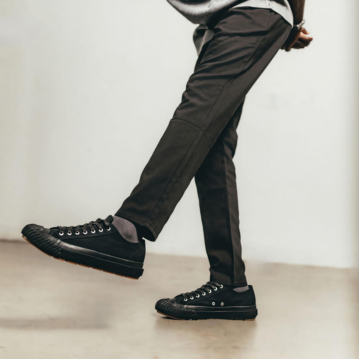 Grounder Low-Top Black/Black